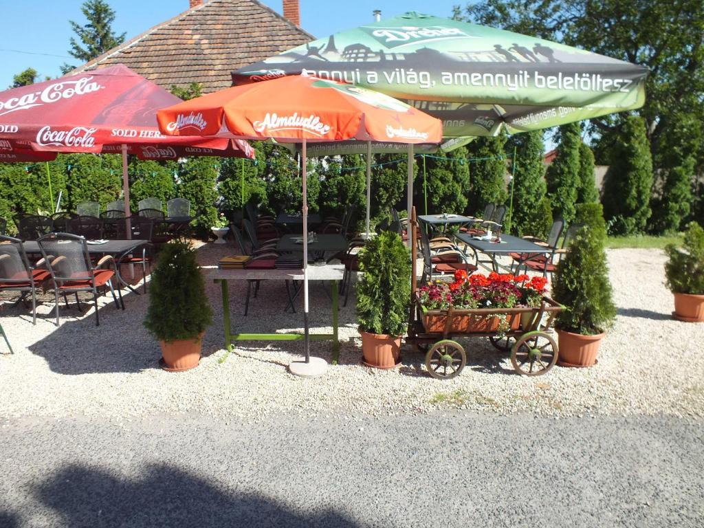 Feherlo Vendeghaz & Restaurant Bük 외부 사진