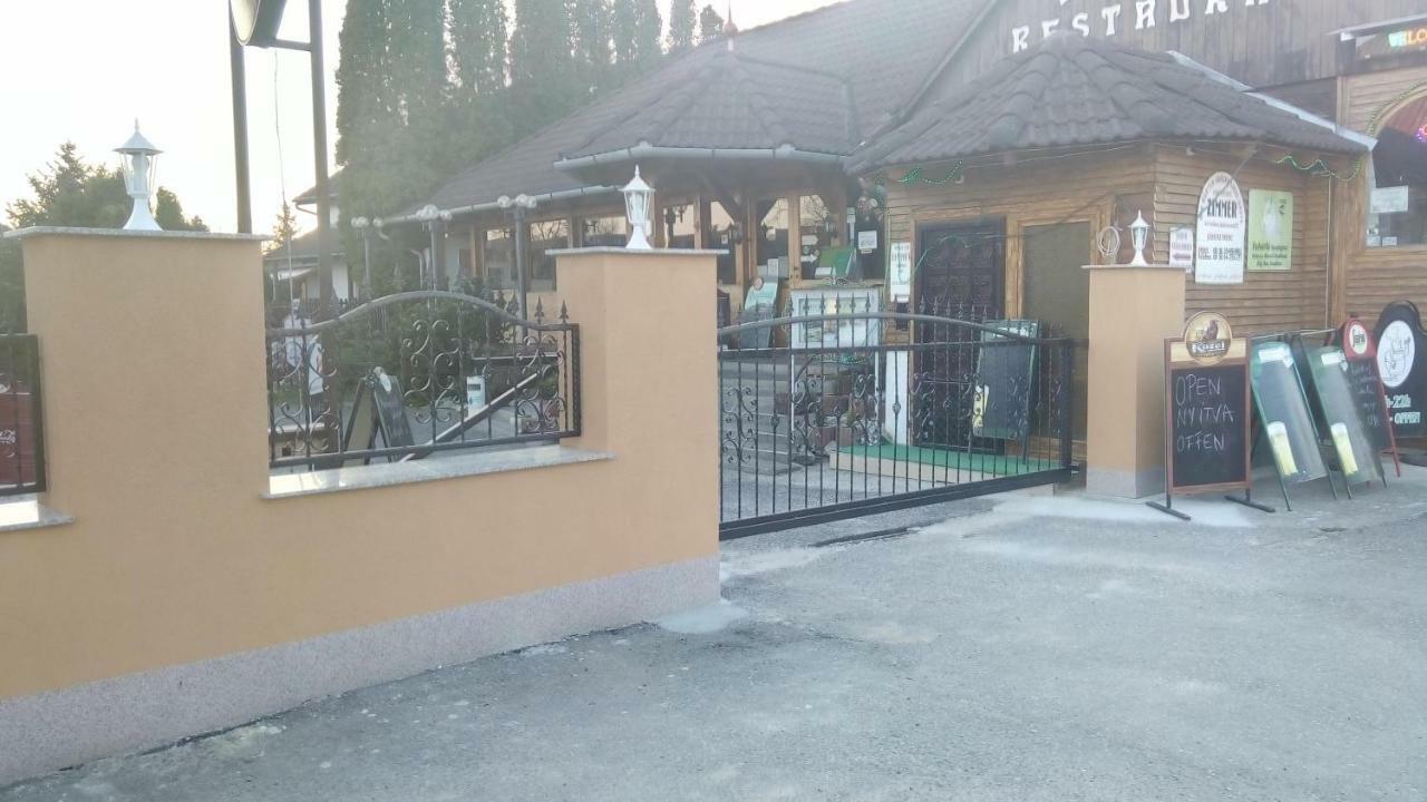Feherlo Vendeghaz & Restaurant Bük 외부 사진